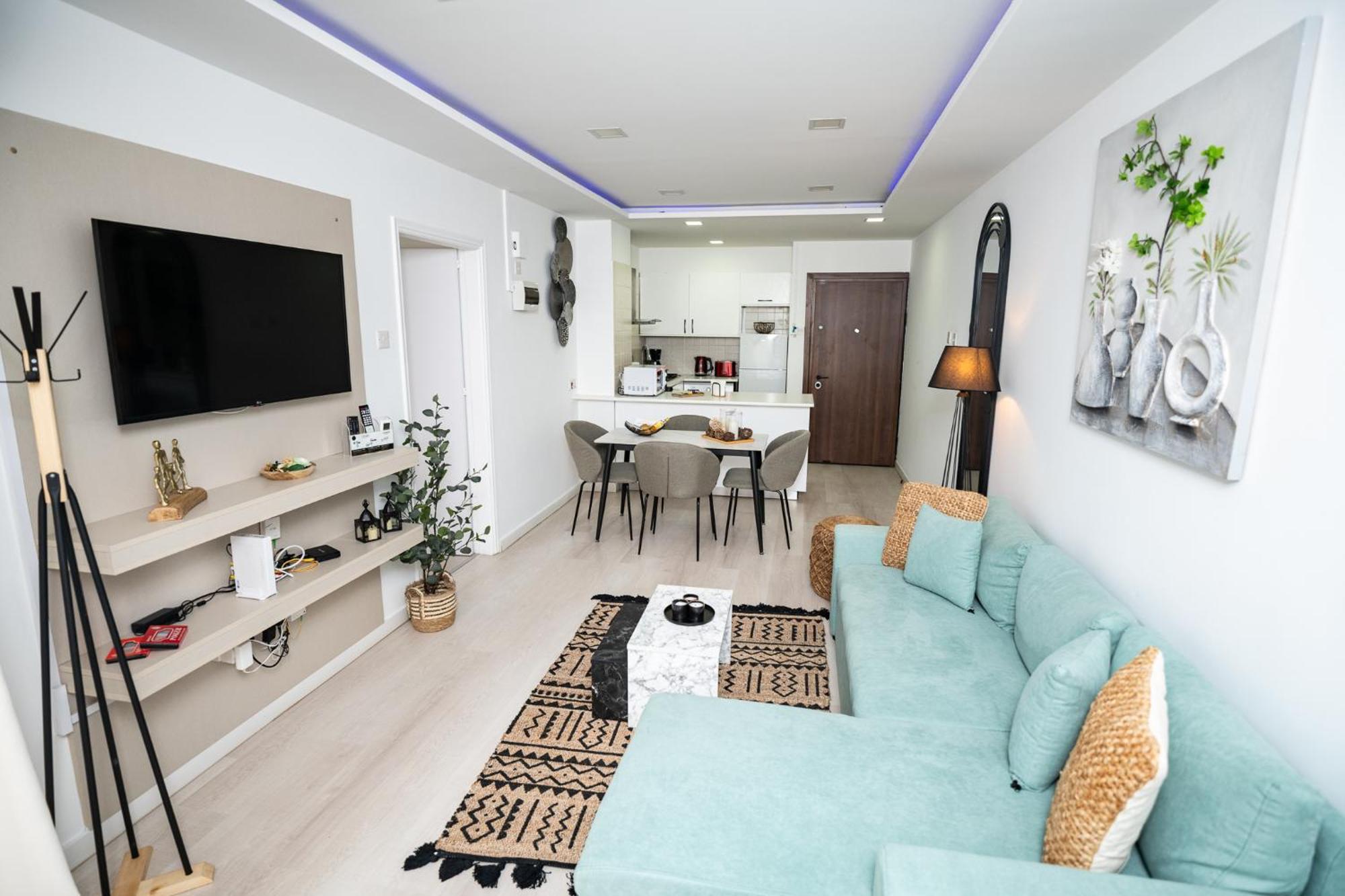 Lazuli Beach & Pool Apartment 501 Larnaca Zewnętrze zdjęcie