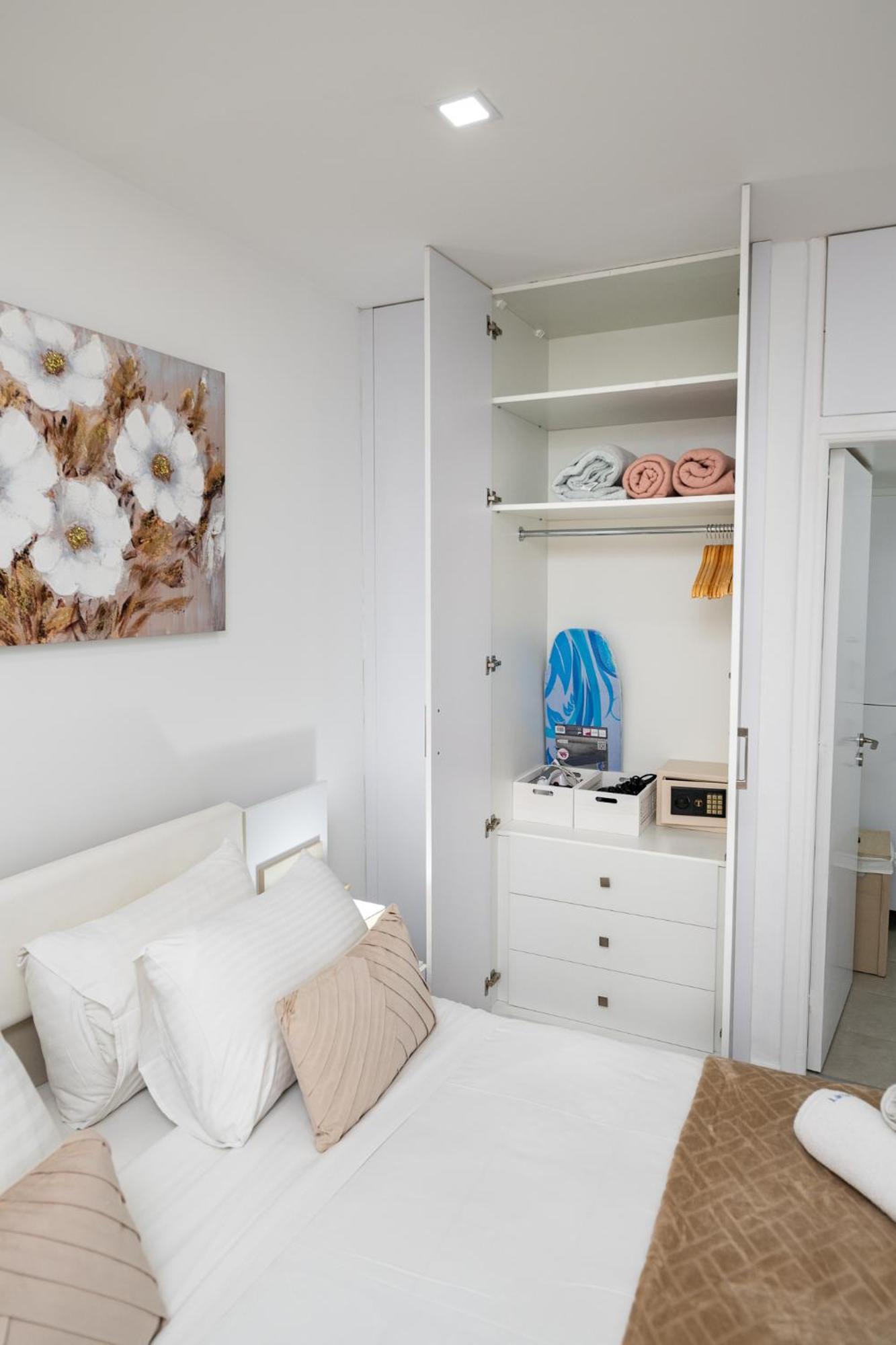 Lazuli Beach & Pool Apartment 501 Larnaca Zewnętrze zdjęcie