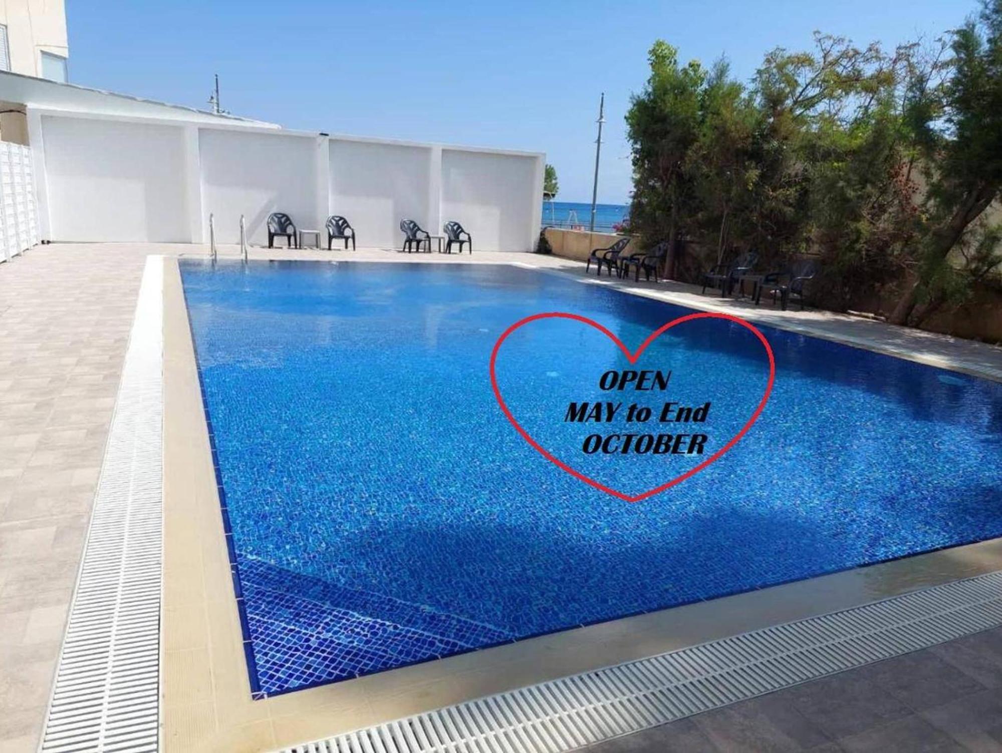 Lazuli Beach & Pool Apartment 501 Larnaca Zewnętrze zdjęcie